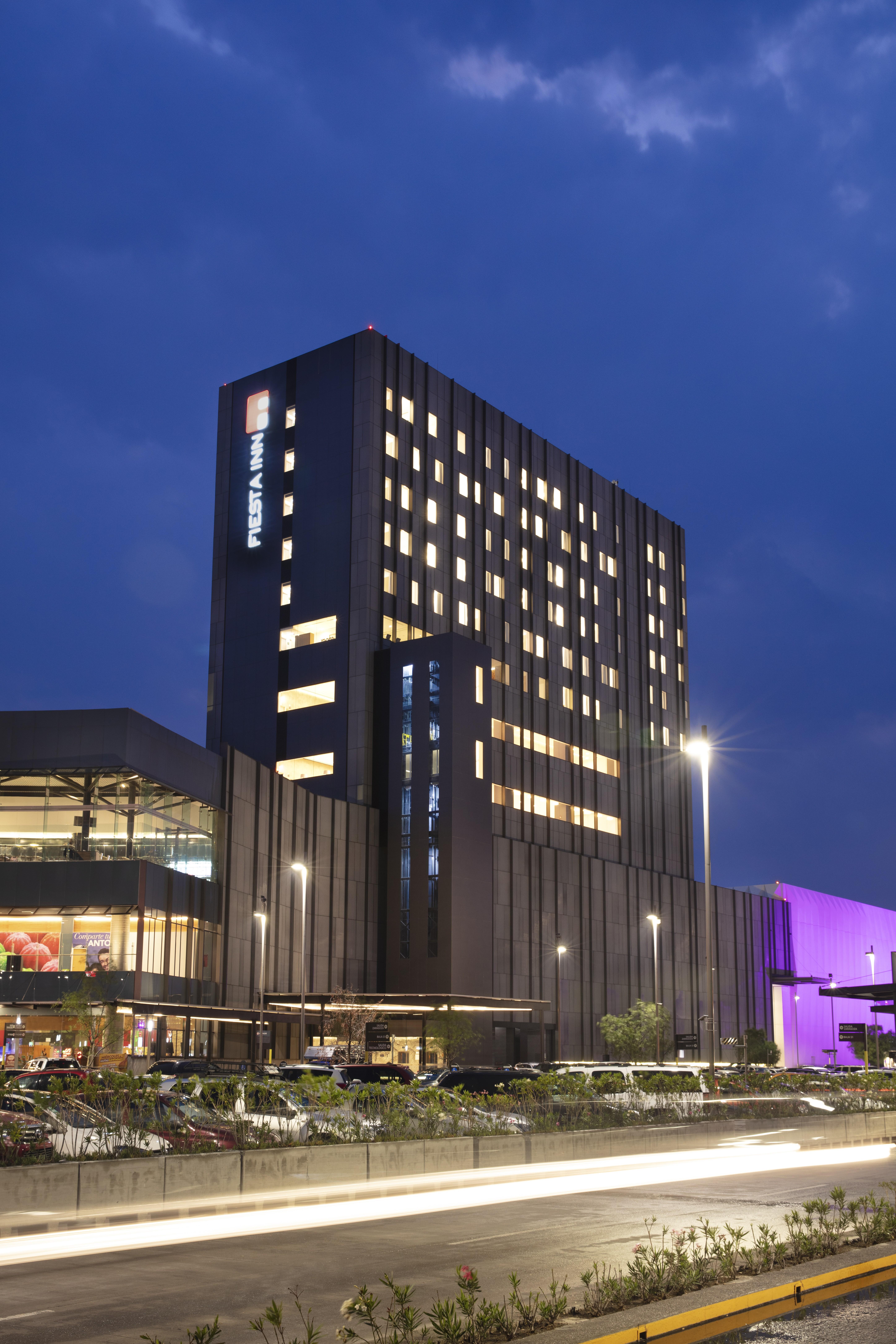 Fiesta Inn Parque Heroica Puebla de Zaragoza Exterior foto